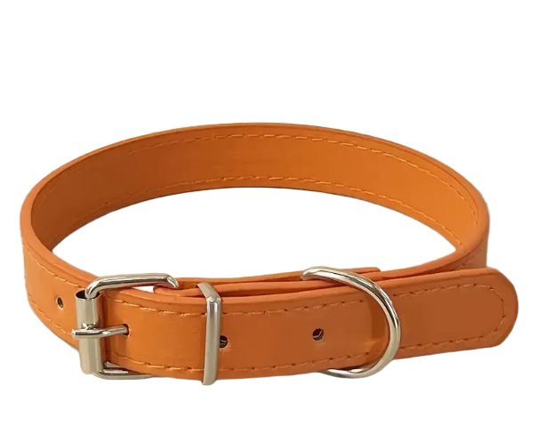 Lichte en duurzame oranje synthetische leren halsband met een perfecte pasvorm voor je huisdier.