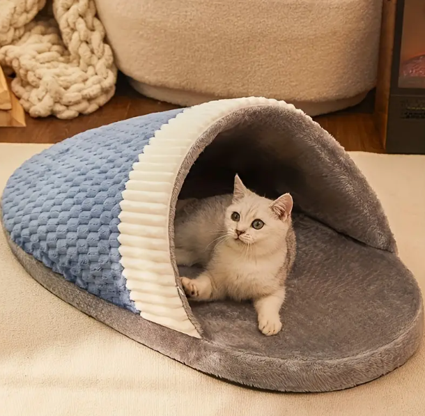 Gezellige Pantoffelvormige Kattenbed – Warm Pluche Bed met Afneembare Hoes & Antislip | Voor Katten & Kleine Honden | Schattige Huisdecoratie