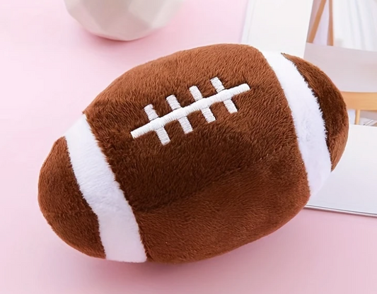 Lichtgewicht en duurzaam huisdierspeelgoed in rugbybalvorm, ideaal om te apporteren of mee te knuffelen.